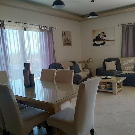 Villa Ikaros Kalamítsion Amigdhálion 外观 照片