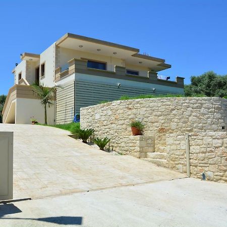 Villa Ikaros Kalamítsion Amigdhálion 外观 照片