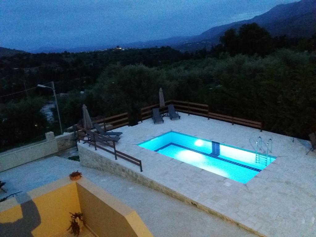 Villa Ikaros Kalamítsion Amigdhálion 外观 照片
