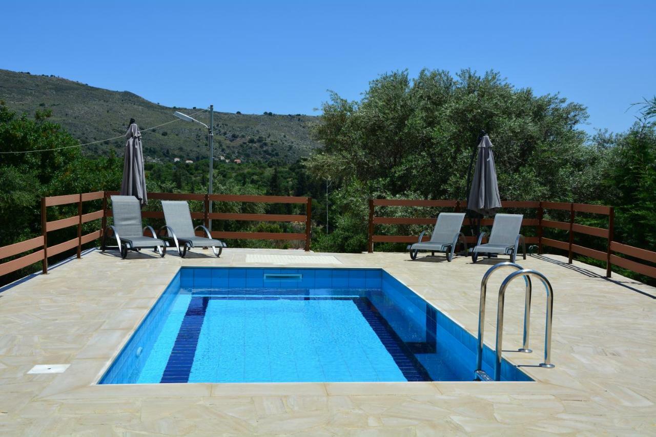 Villa Ikaros Kalamítsion Amigdhálion 外观 照片